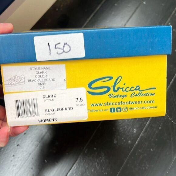 Sbicca Clark Black Leopard Sneakers Embellished w/Stars Moons - Size 7.5 NIB - Picture 6 of 8